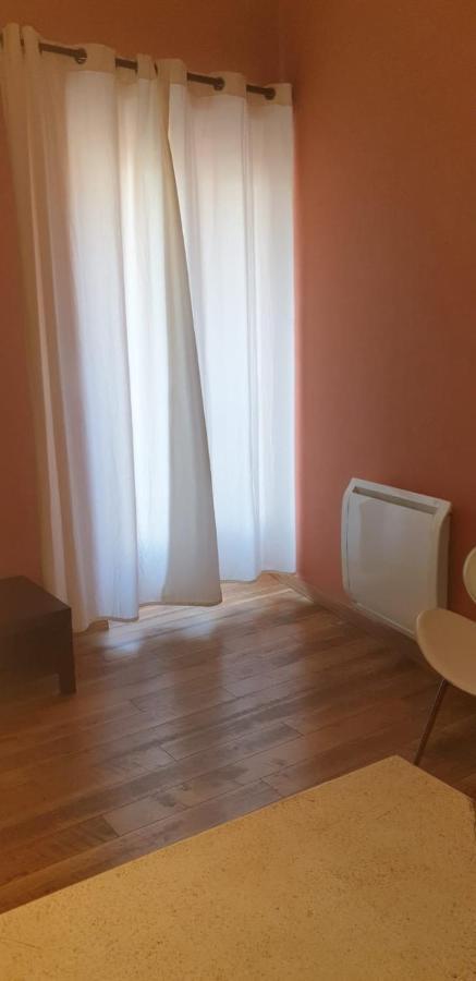 Appt 75M2 Terrasse 12M2 Apartman Tourbes Kültér fotó