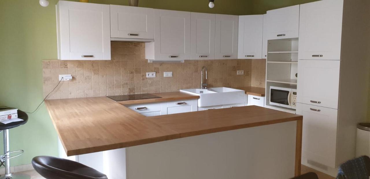 Appt 75M2 Terrasse 12M2 Apartman Tourbes Kültér fotó